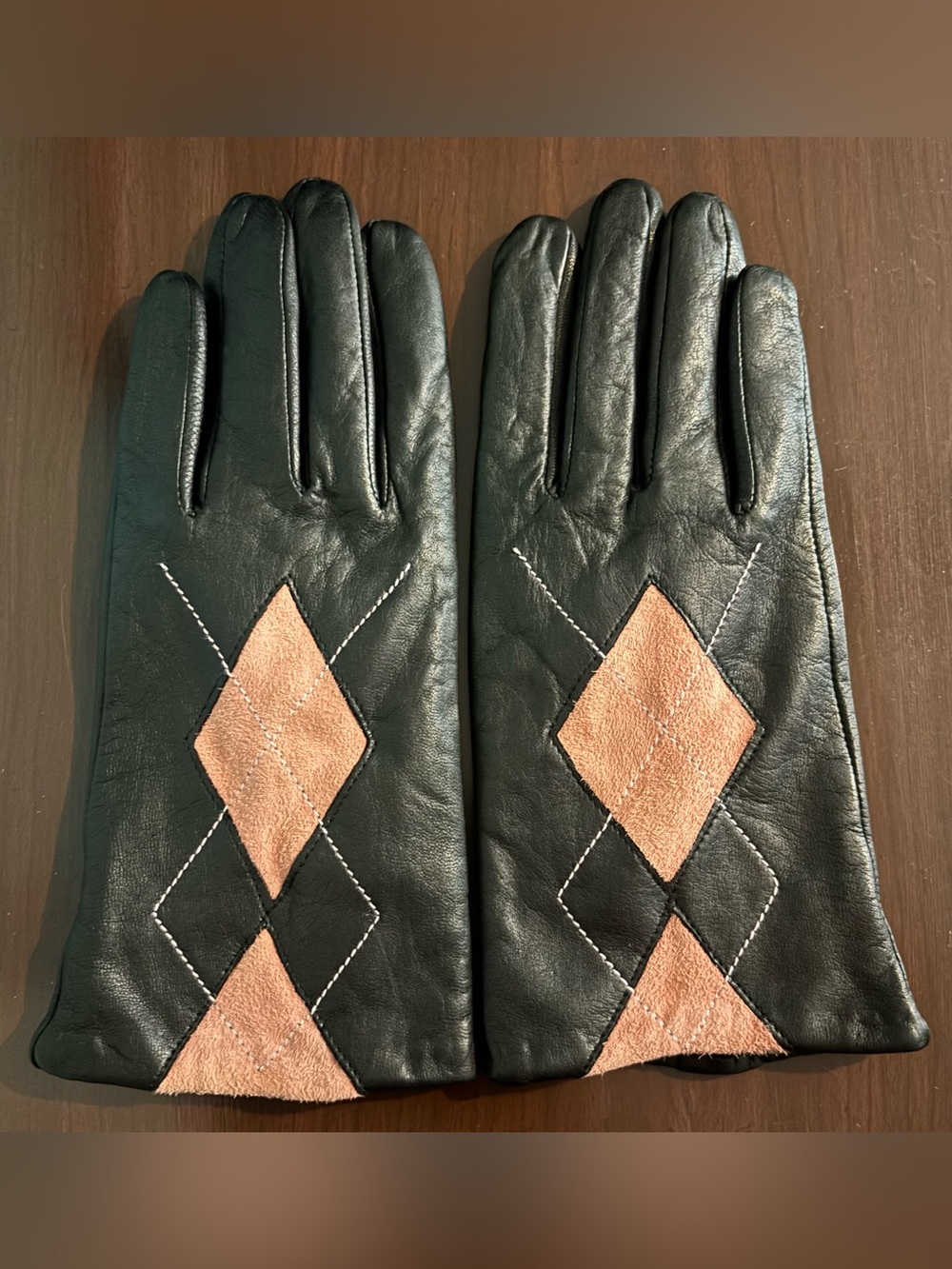 Altare Womens Black Lined Leather Gloves Pink Argyle Sz Large Buttery Soft